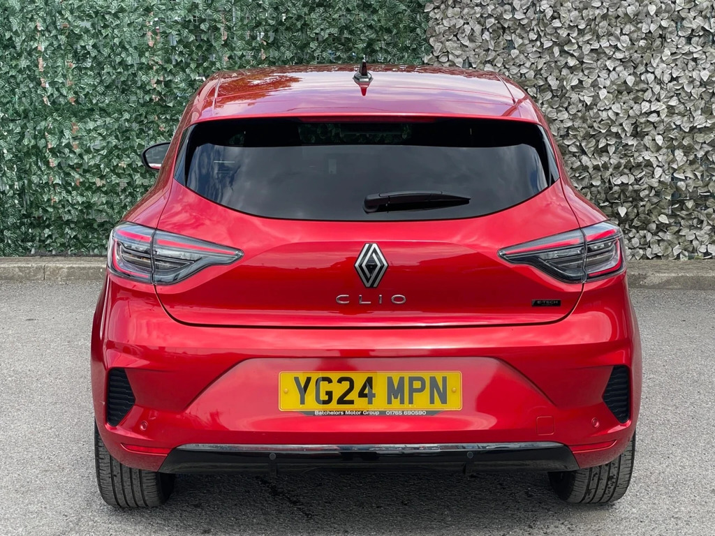Renault Clio 1.6 E-tech Techno Euro 6 Ss YG24MPN Red #6