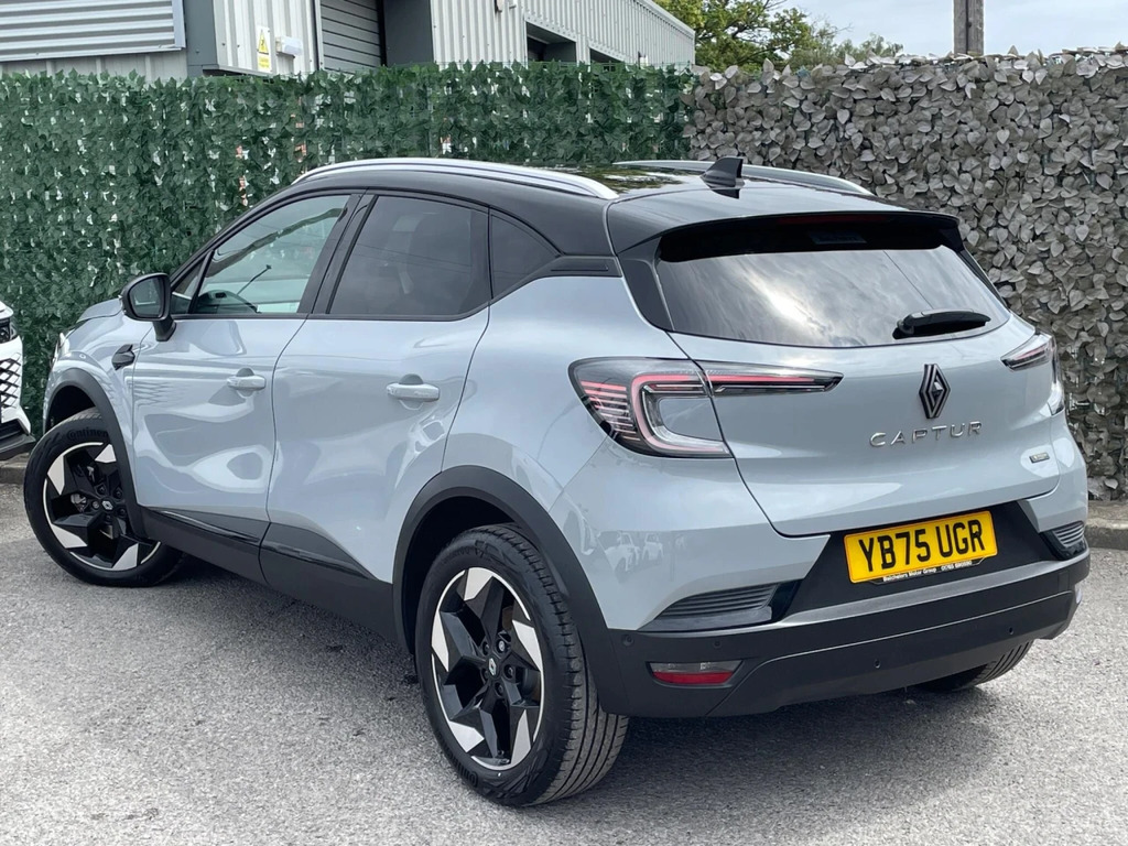 Renault Captur 1.8 E-tech Techno Euro 6 Ss YB75UGR Grey #3