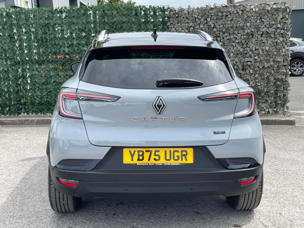 Renault Captur 1.8 E-tech Techno Euro 6 Ss YB75UGR Grey #5