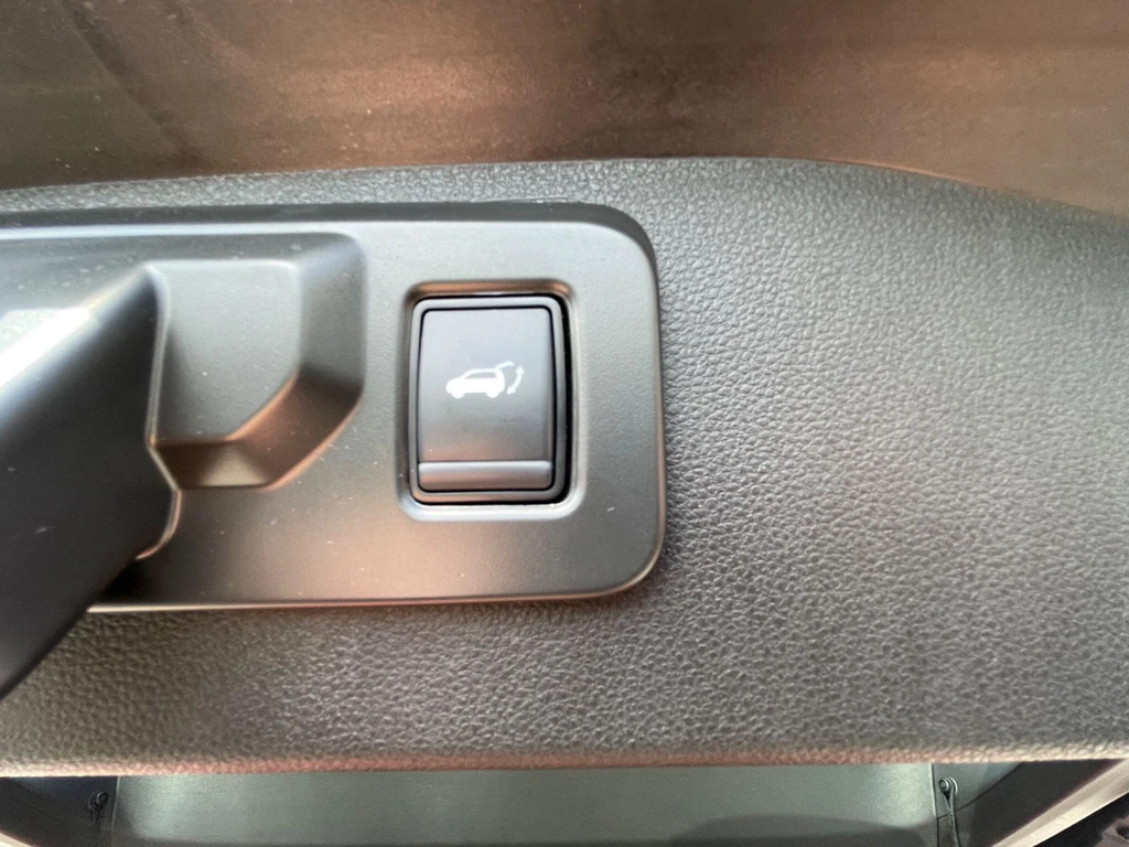 Renault Scenic 160Kw Techno 87Kwh Long Range Blue #17