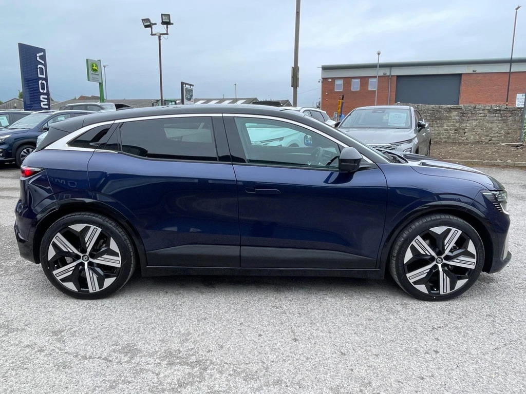 Renault Megane E-Tech Comfort Range 60Kwh Iconic Blue #6