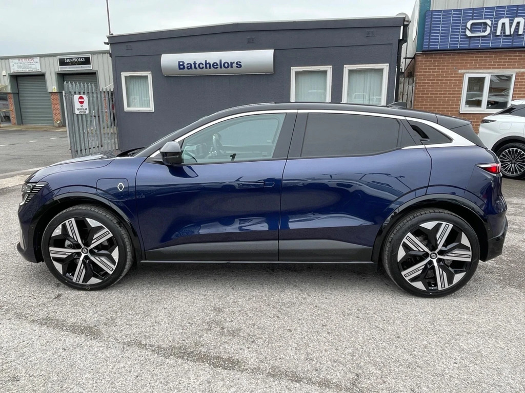 Renault Megane E-Tech Comfort Range 60Kwh Iconic Blue #4