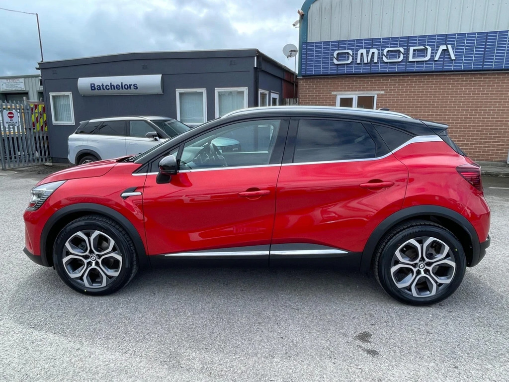 Renault Captur 1.6 E-tech Techno Euro 6 Ss CK73UGV Red #4