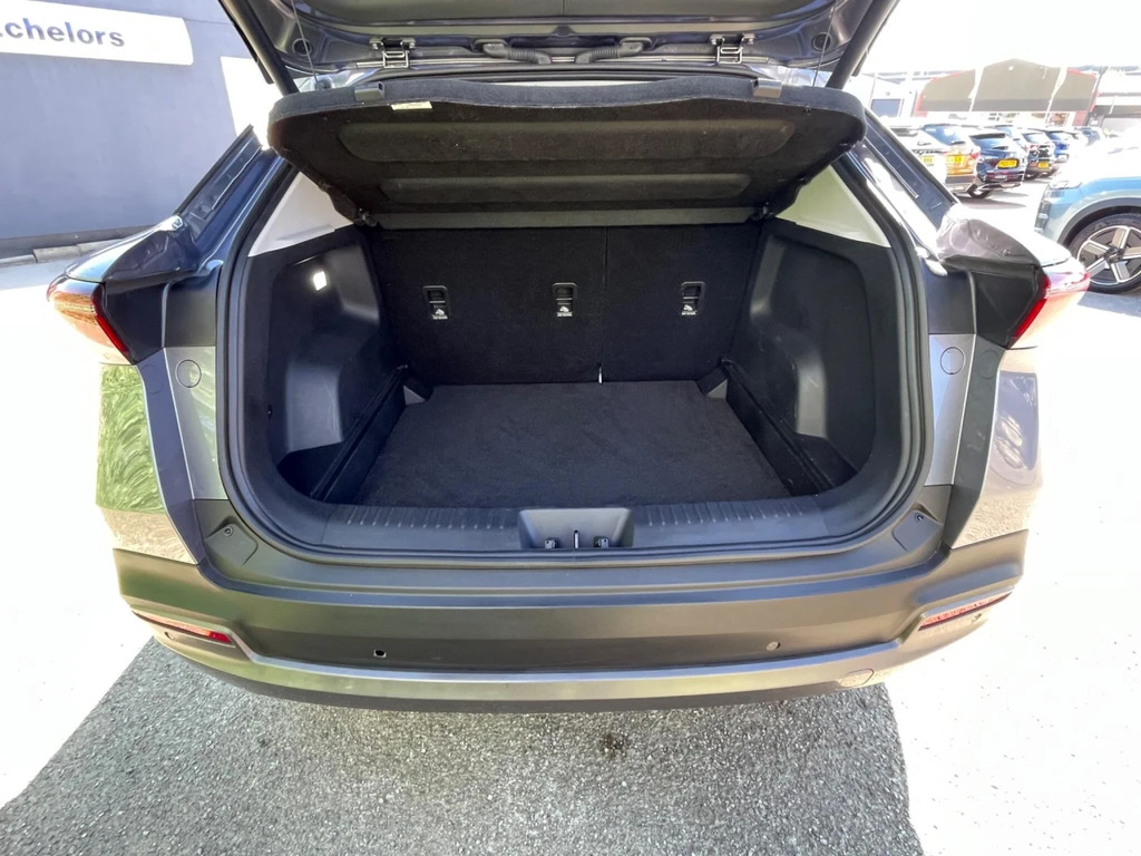 Omoda E5 61.05Kwh Noble Suv 204 Ps Silver #29