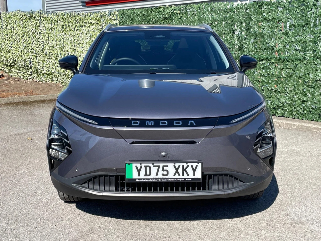 Omoda E5 61.05Kwh Noble Suv 204 Ps Silver #38