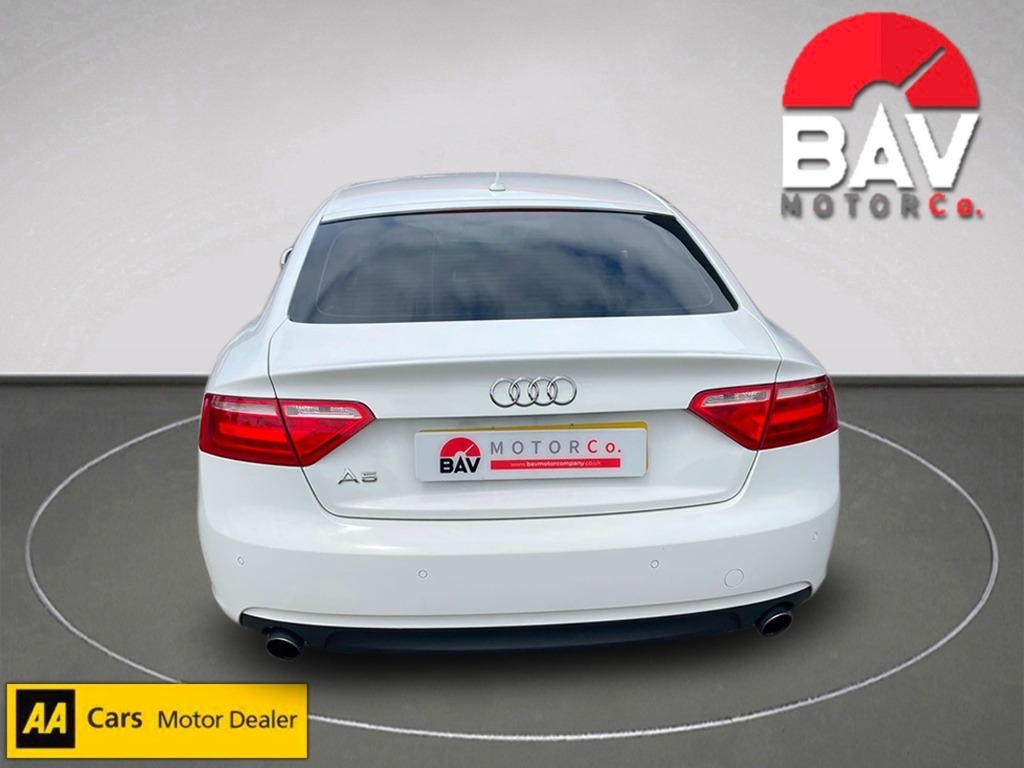 Audi A5 Tfsi Se Technik White #4