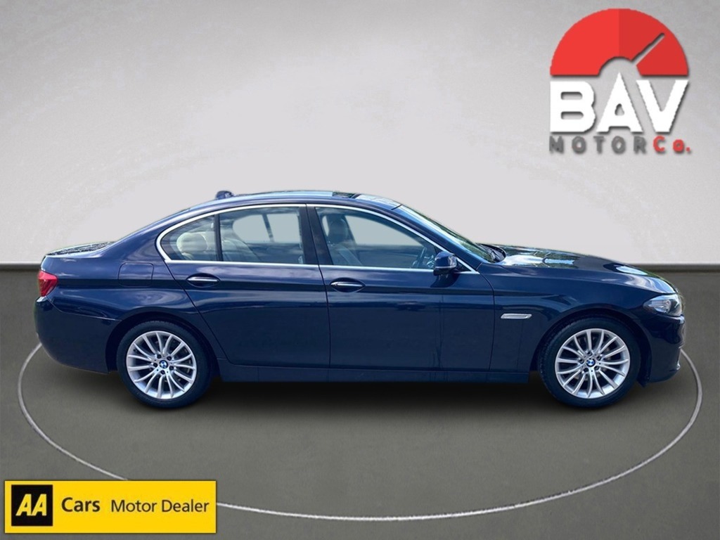 BMW 5 Series 520D Luxury AK14BZV Blue #2