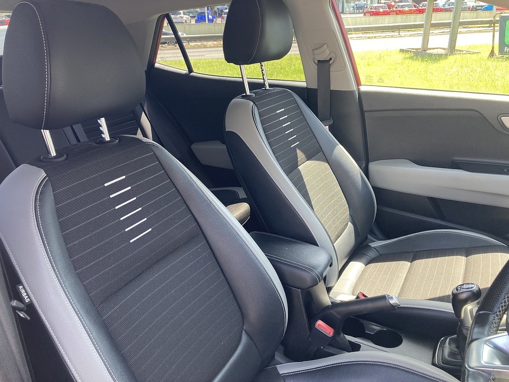 Kia Stonic 1.0 T Gdi First Edition Suv Euro Black #10