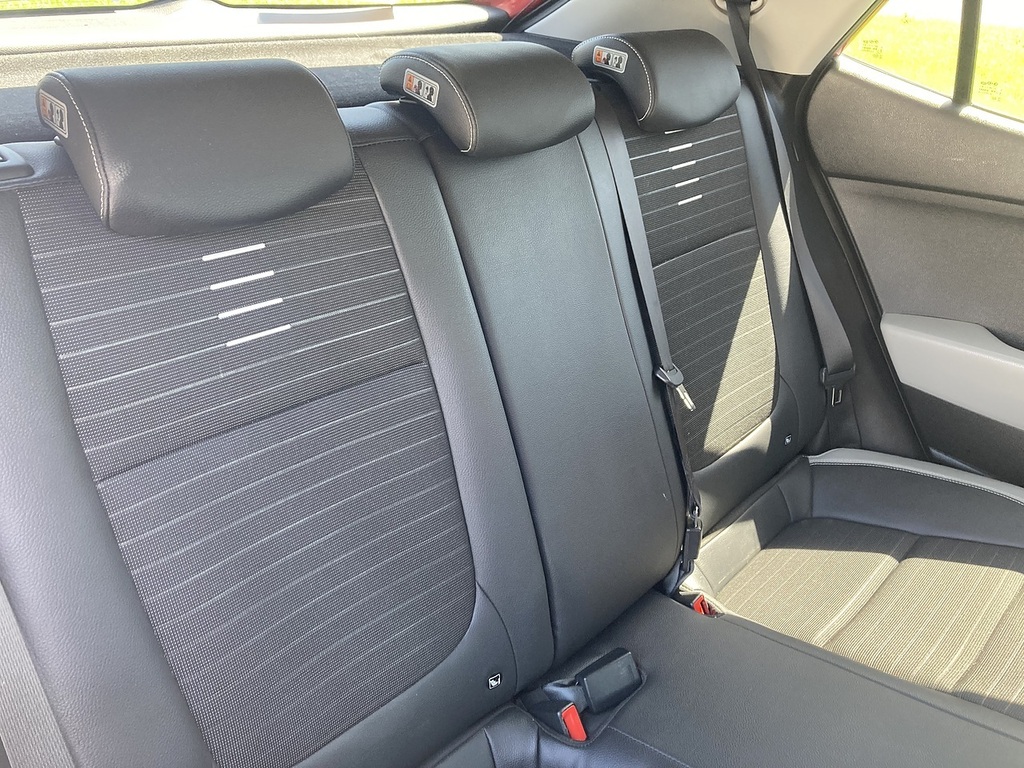 Kia Stonic 1.0 T Gdi First Edition Suv Euro Black #12