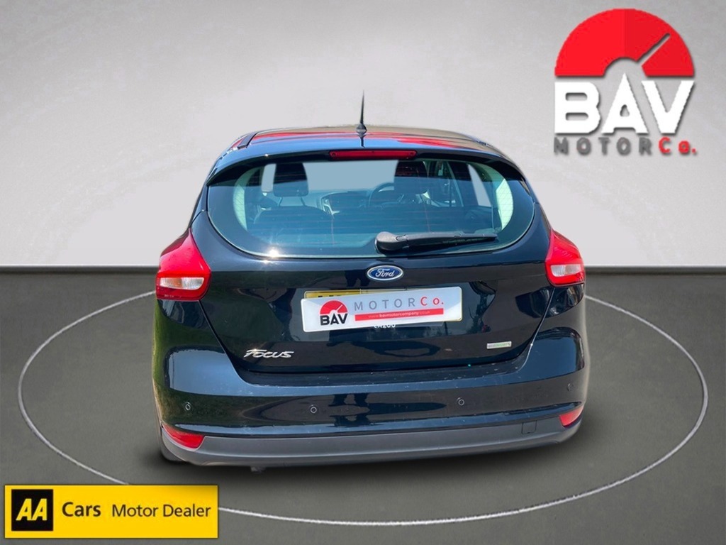 Ford Focus T Ecoboost Titanium KY66NXV Black #4