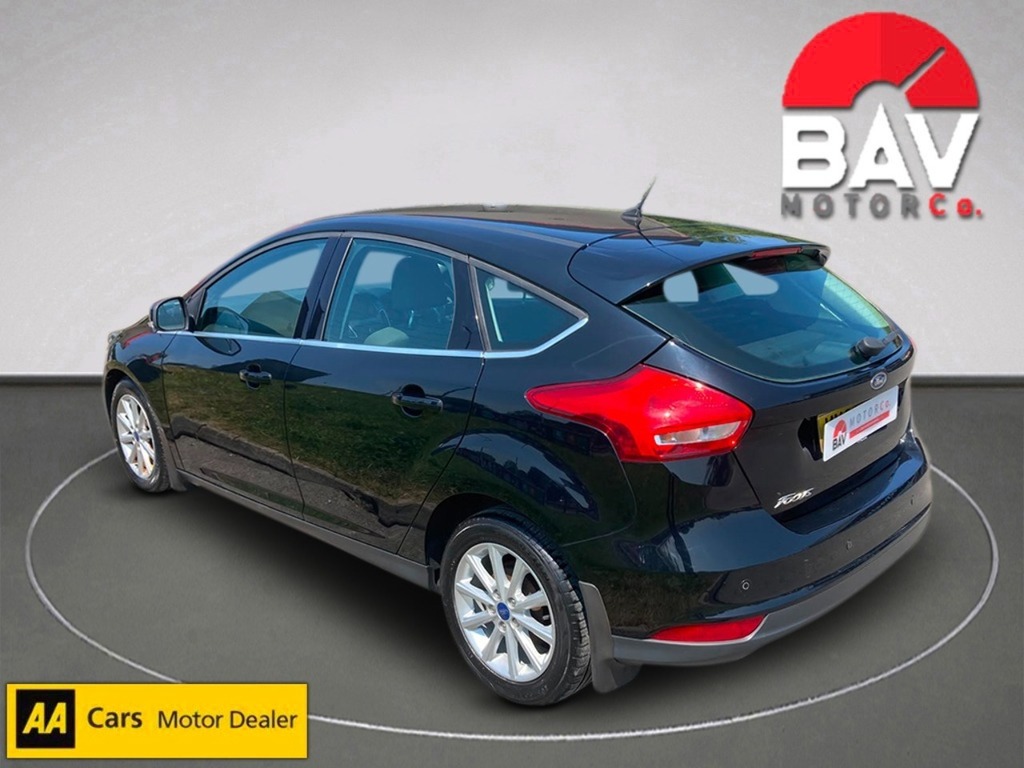 Ford Focus T Ecoboost Titanium KY66NXV Black #5