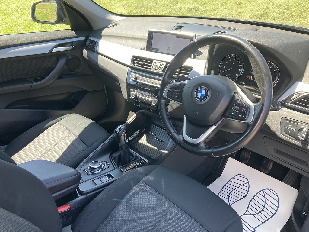BMW X1 18I Se PJ21NWV Blue #2