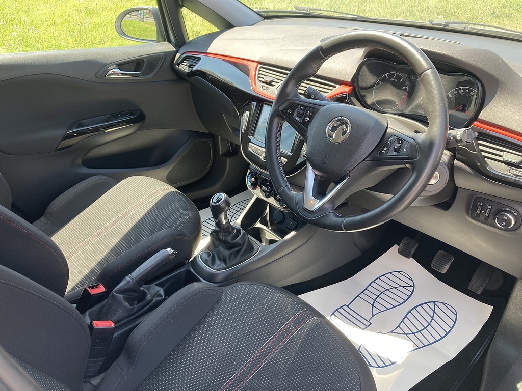 Vauxhall Corsa I Ecotec Griffin CE19PHZ Silver #2