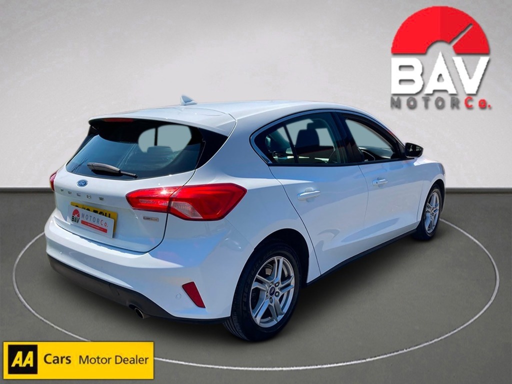 Ford Focus Ecoblue Zetec CJ19TCU White #3