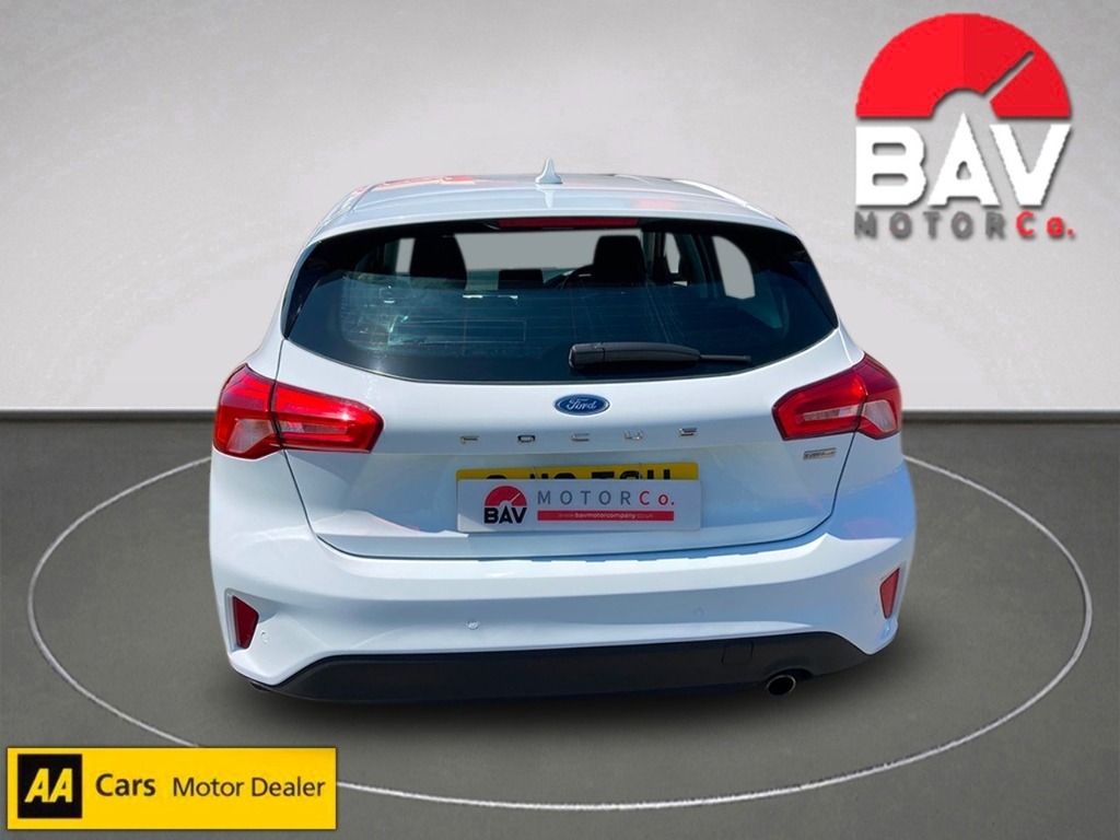 Ford Focus Ecoblue Zetec CJ19TCU White #4
