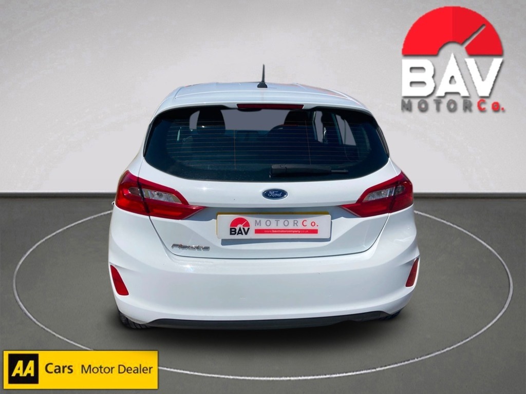 Ford Fiesta T Ecoboost Zetec CA18CYY White #4
