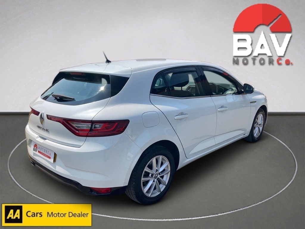 Renault Megane Tce Dynamique Nav White #3