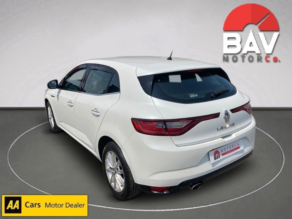 Renault Megane Tce Dynamique Nav White #5