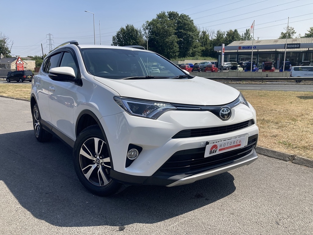 Toyota Rav 4 D-4d Business Edition White
