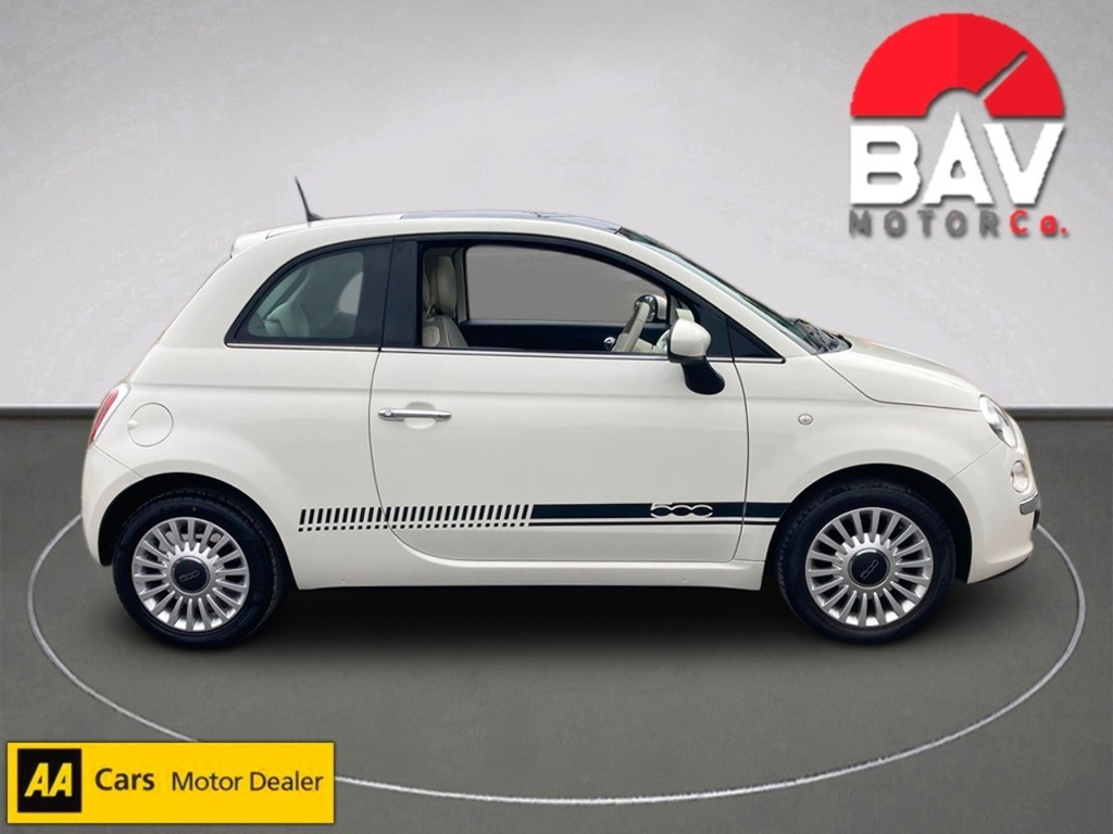 Fiat 500 Lounge White #2