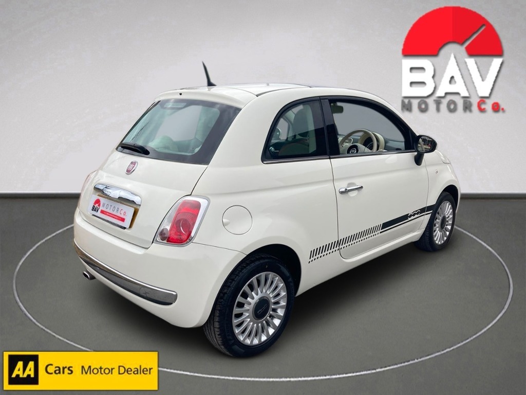 Fiat 500 Lounge White #3
