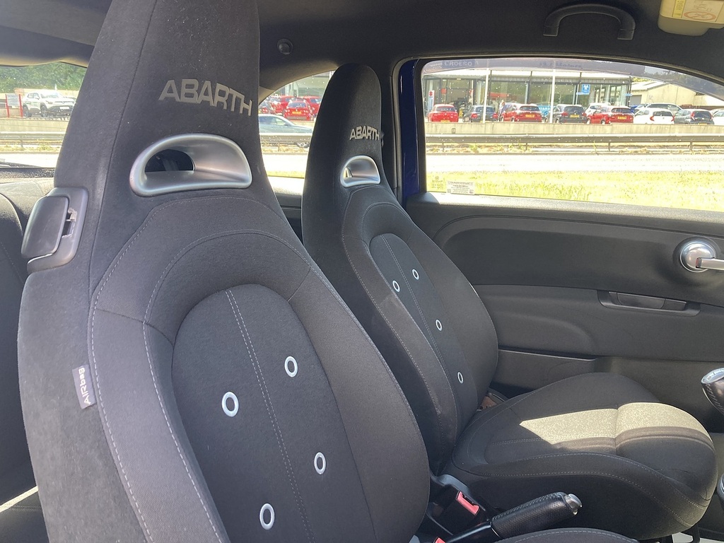 Abarth 595 1.4 T-jet Turismo Hatchback Euro Blue #10