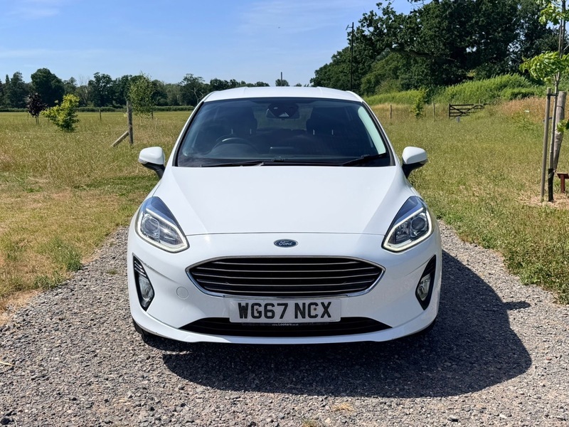 Ford Fiesta 1.0T Ecoboost Zetec Hatchback White #2