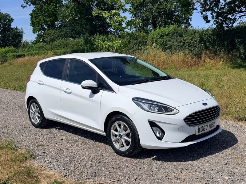 Ford Fiesta 1.0T Ecoboost Zetec Hatchback White