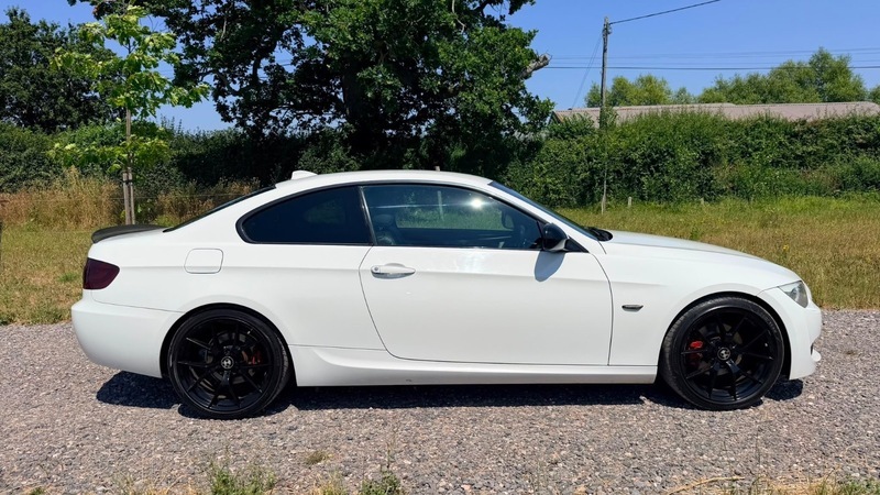 BMW 3 Series Estate 2.0 320D Se Touring Xdrive Euro 5 Ss Blue #7