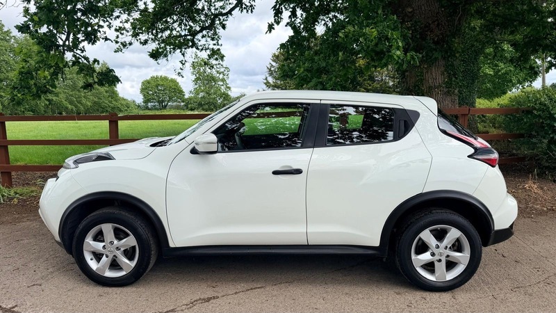 Nissan Juke 1.5 Dci 8V Visia White #4