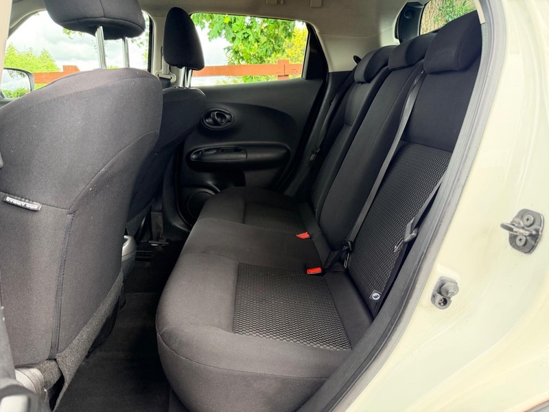 Nissan Juke Nissan Juke 1.6 Dig T Nismo Rs Suv M... White #15