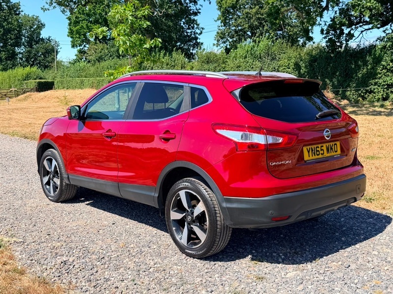 Nissan Qashqai 1.5 Dci N-tec Suv Red #6