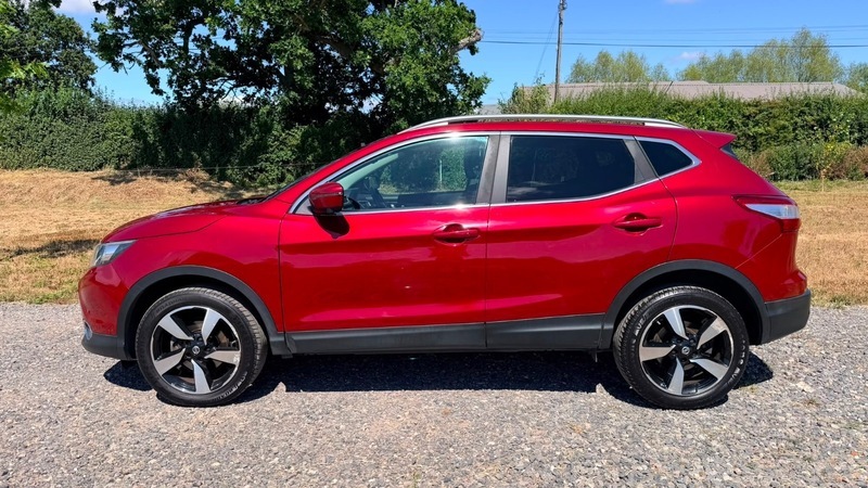 Nissan Qashqai 1.5 Dci N-tec Suv Red #5