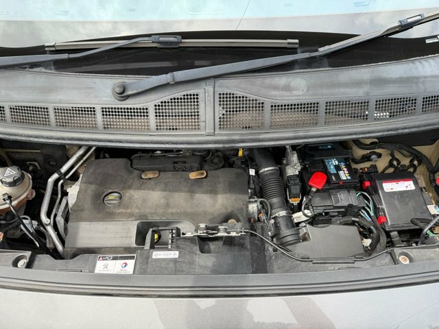 Peugeot Traveller Traveller Active Standard Blue Hdi Red #17