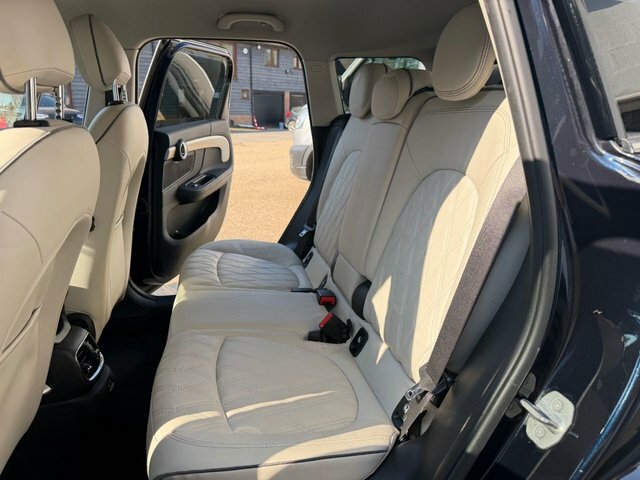 Mini Countryman 10Kwh Cooper Se Exclusive AV20FBB Black #4
