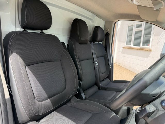 Nissan NV300 2.0 Dci 30 Acenta Panel Van L2 H White #12