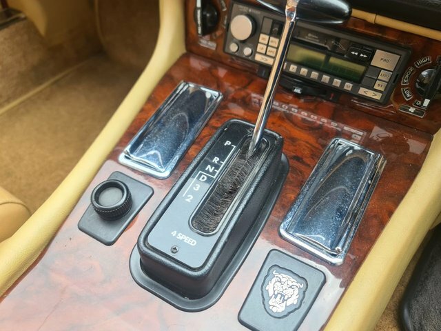 Jaguar XJS 3.6 2dr Auto Red #31