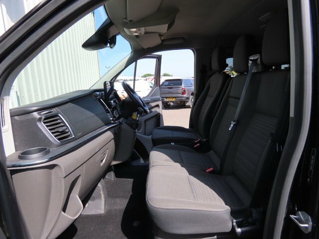 Ford Tourneo Custom 320 Ecoblue Titanium Euro Black #3