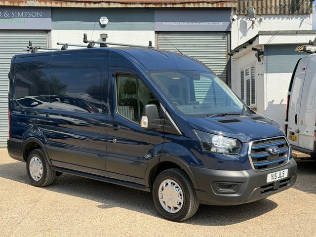 Ford Transit Custom 68Kwh Leader Blue