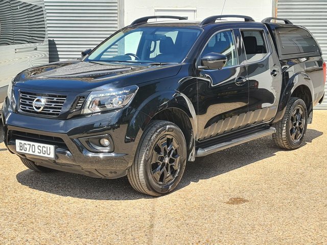 Nissan Navara Double Cab Pick Up Tekna 2.3Dci 190 Tt 4Wd White #22
