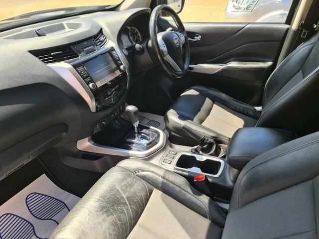 Nissan Navara Double Cab Pick Up Tekna 2.3Dci 190 Tt 4Wd White #19