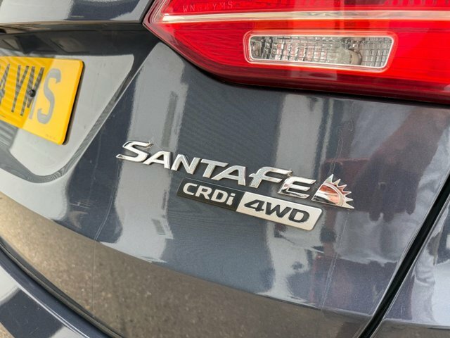 Hyundai Santa Fe Crdi Premium Black #32