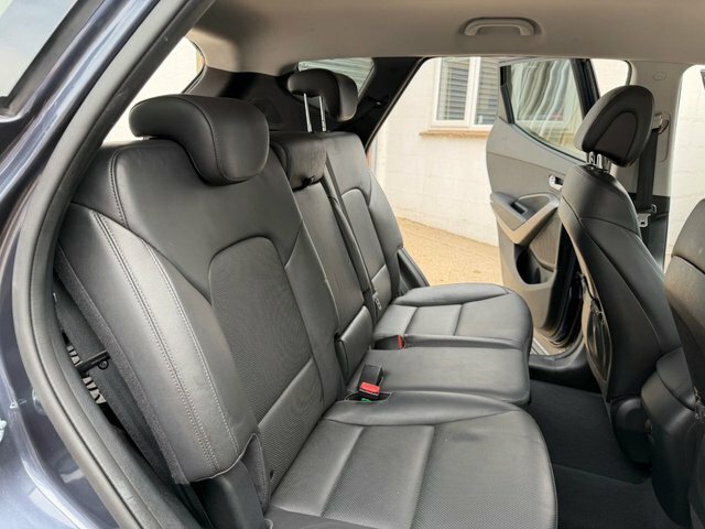 Hyundai Santa Fe Crdi Premium Black #28