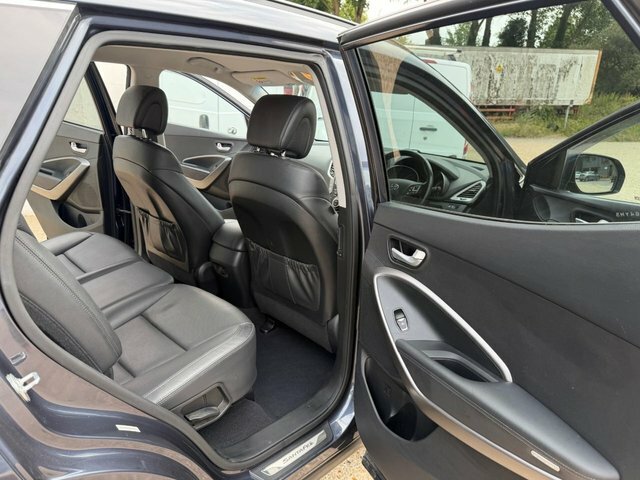 Hyundai Santa Fe Crdi Premium Black #27