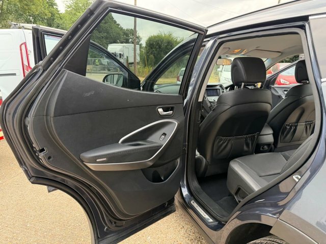 Hyundai Santa Fe Crdi Premium Black #30