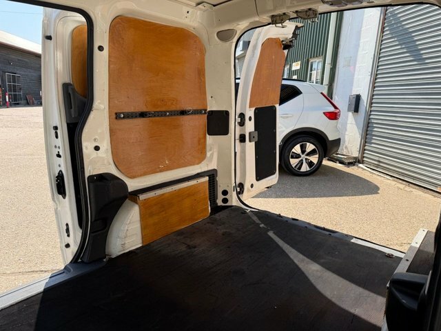 Nissan e-NV200 Panel Van White #26