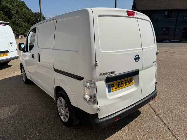 Nissan e-NV200 Panel Van White #11