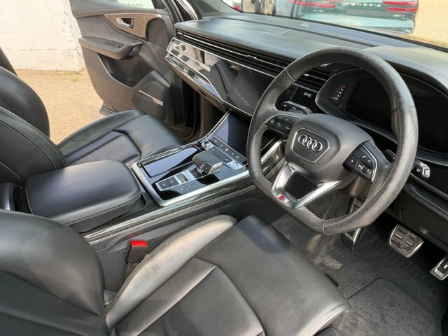 Audi Q7 Tfsi V6 55 Black Black #3