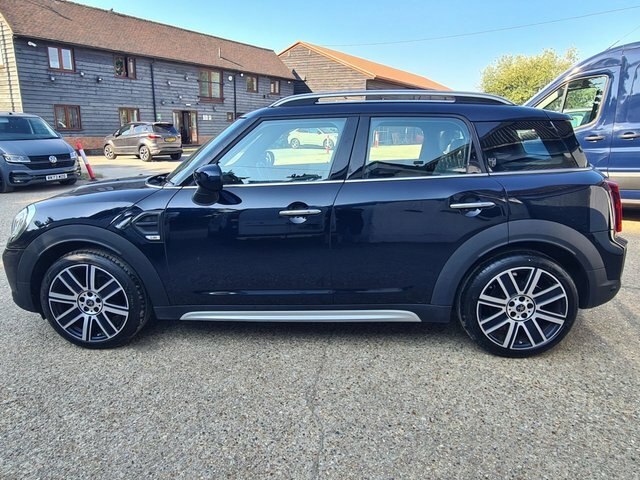 Mini Countryman Cooper Exclusive Steptronic Black #2
