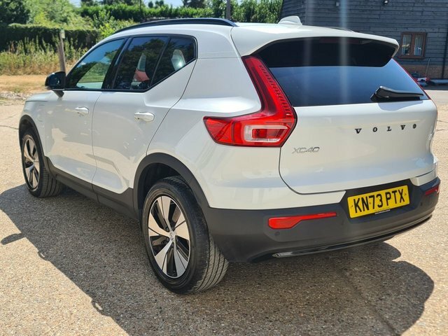 Volvo XC40 T4 Recharge 10.7Kwh Plus White #4